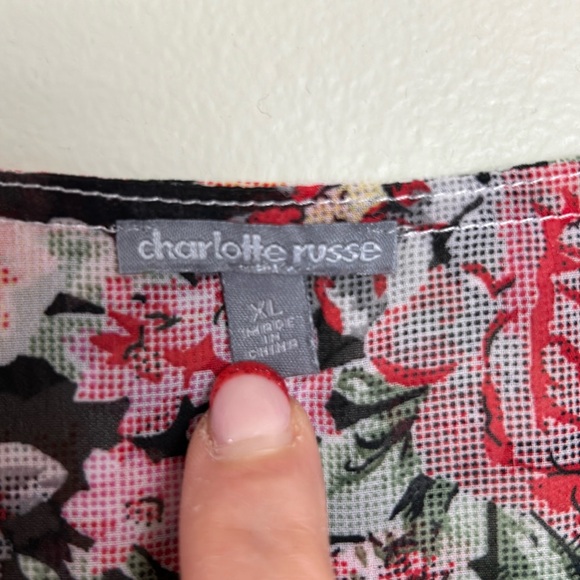 Charlotte Russe size XL Floral Long Sleeve Blouse - Picture 3 of 6